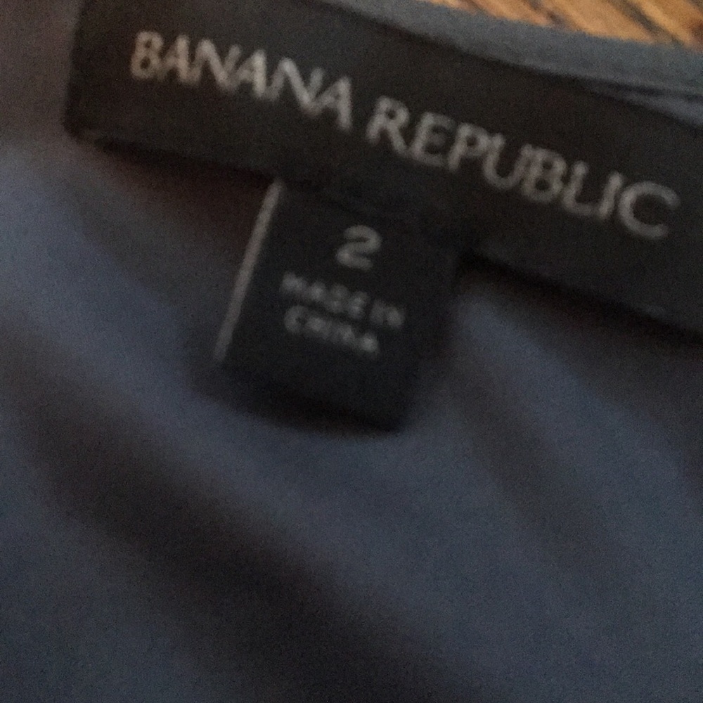 Banana Republic Ruffle Dress - Picture 2 of 7